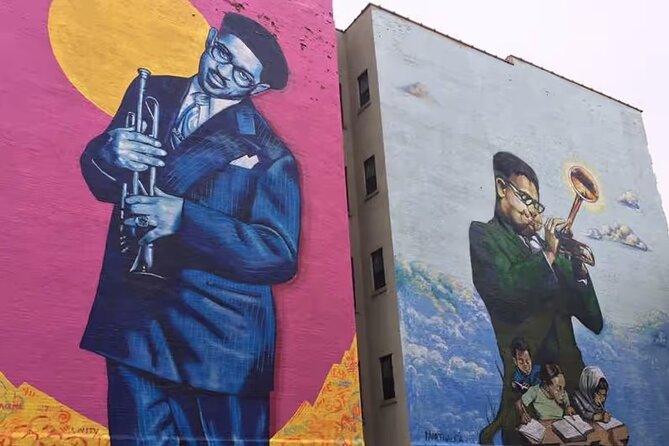 Soul of Harlem: Striver's Row, Apollo Theatre & Gospel Heritage - Apollo Theater: A shortcut to legendary stage energy