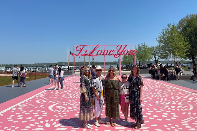 Southern Comfort Food & History Tour of Old Town Alexandria - The Guide Factor: Why Stories Land Better With Small Groups