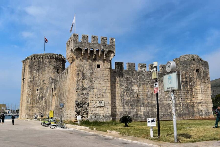 Split: Historical Tour of Salona, Klis Fortress and Trogir - Who should book this tour (and who should skip it)