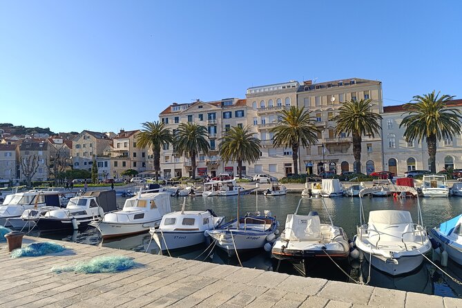 SPLIT-History Tour of Diocletian's Palace & Old Town with Daniela - Finish at Riva Harbor: Where the Tour Turns Into Your Own Time
