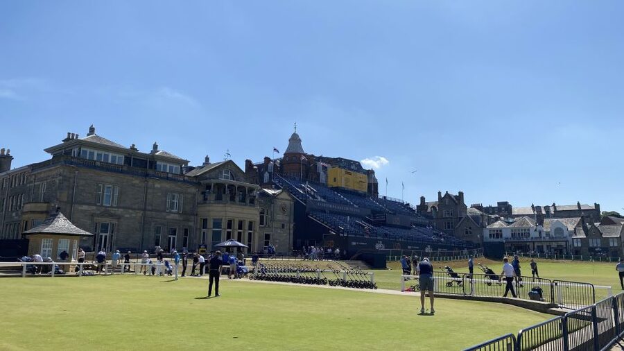 St Andrews: Golf Origins and Old Course History Tour - Meeting outside Hotel du Vin: setting your pace in 5 minutes