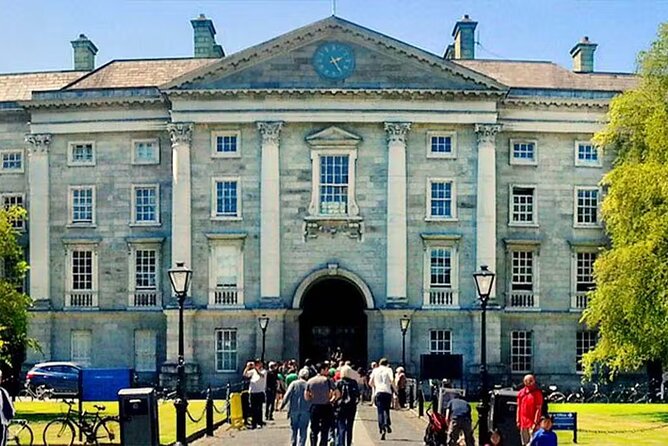 St Patricks Cathedral. Dublin Castle, Book of Kells Heritage Tour - Guide Quality: How Alan, Marty, Noel Quinn, and Others Change the Day