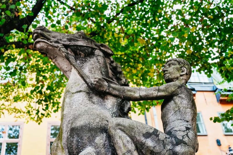 Stockholm: Ghost Walk and Historical Tour - The Acting-and-Humor Style That Gets Mentioned Again and Again