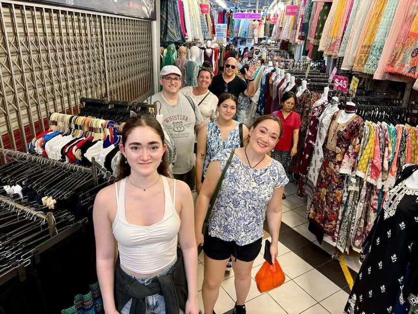 Street Food, Cultural & Historical Tour of 3 Ethnic Quarters - Kampong Glam: Haji Lane, Arab Street Textiles, the Sultan Mosque, and Dessert for Pilgrims