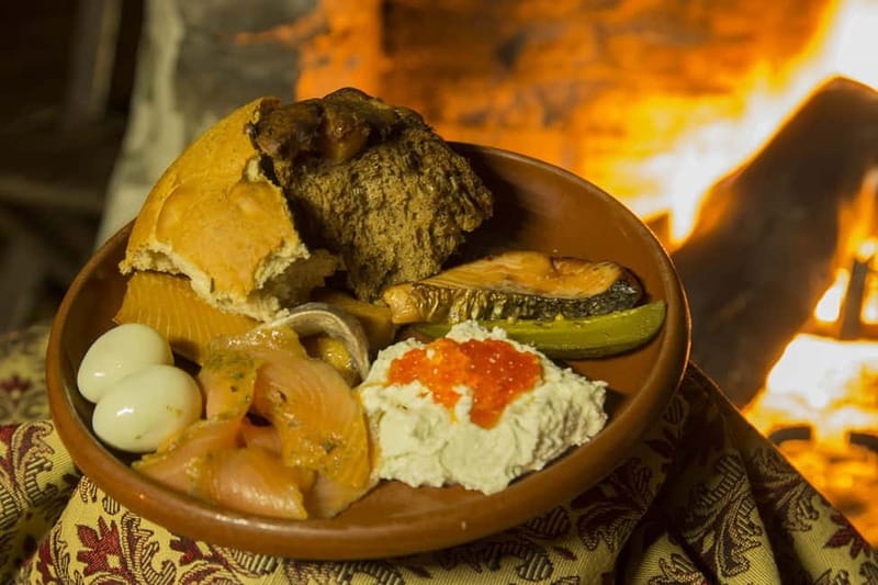 Tallinn: Estonian Food, Drinks and History Tour - Tallinn’s food timeline in just 2 hours