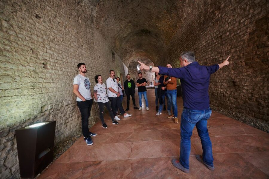 Tarragona: Roman Heritage Guided Walking Tour - The amphitheater by the sea: gladiators, beast hunts, and big views