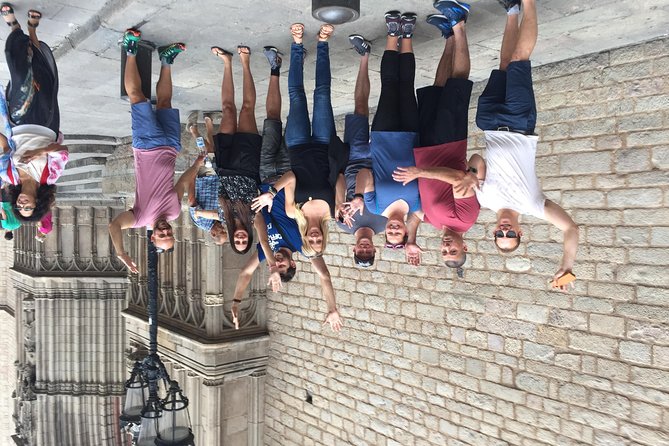 Taste of Barcelona: Boqueria Market, Tapas & History Tour - Final Catalan Tavern: Porron and the Last Tastings