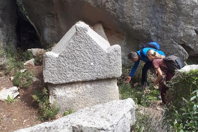 Termessos, Ancient City Hiking Tour - Önder’s guiding style: how the stories make the ruins click