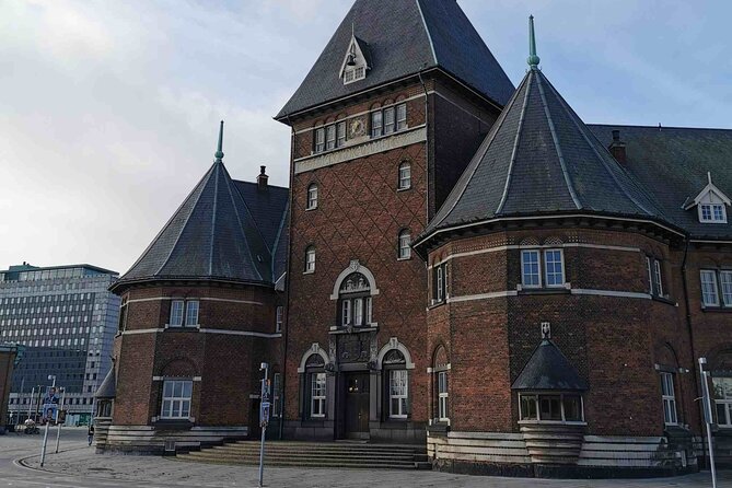The Ancient Viking Stronghold of Aros: A Self-Guided Audio Tour in Aarhus - Finishing in the botanical garden greenhouses: slow air after city steps