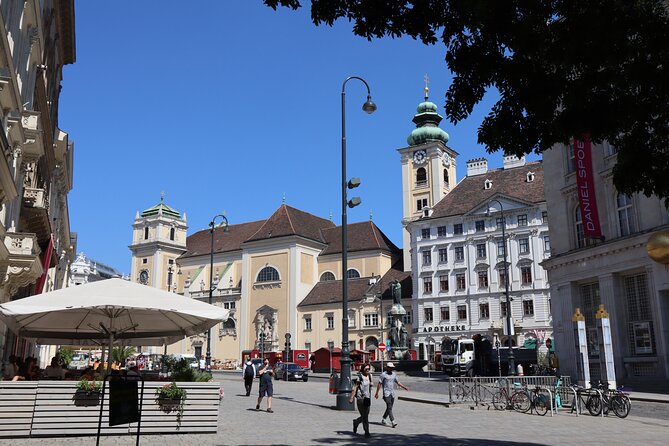 The Cultural Heritage of Jewish Vienna walking tour - Vienna’s oldest synagogue stop: why that landmark matters