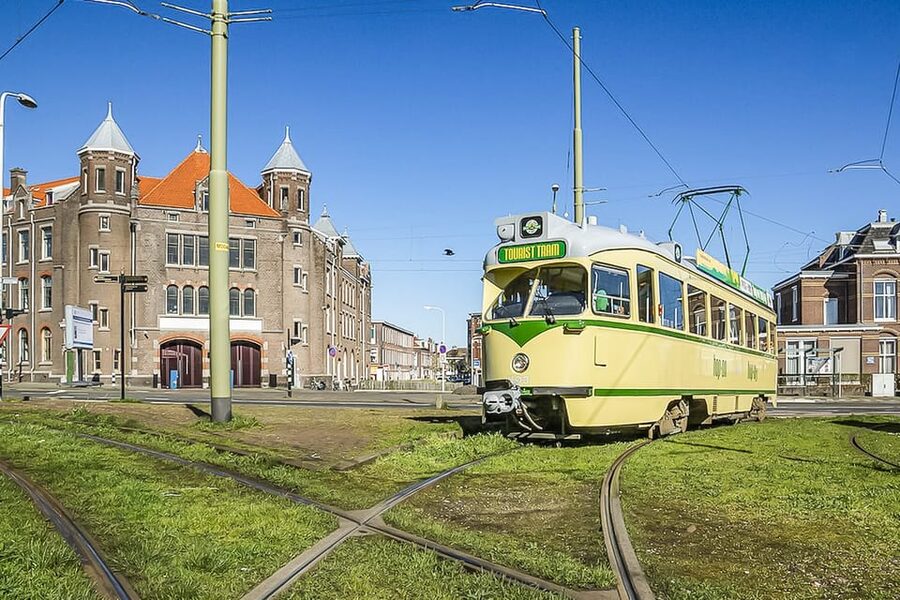 The Hague: Hop-on Hop-off Old-Fashioned Heritage Tram Tour - How the schedule works (so you don’t miss your window)