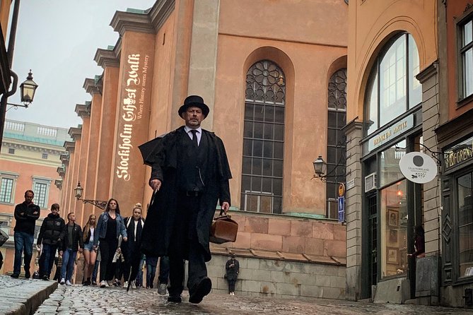 The Original Stockholm Ghost Walk and Historical Tour - Gamla Stan - Timing, pacing, and why your shoes matter