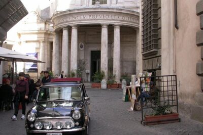 THINK BIG, GO MINI! Rome Day&Night in Mini Cooper Classic Cabrio - The route: from Piazza Navona to Trastevere after dark