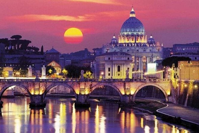 Tour of the main attractions of ancient and modern Rome. - Piazza Navona: a quick hit of lively Roman squares