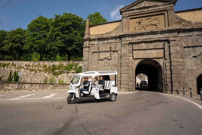 Tuk Tuk tour in Bergamo, Città Alta and the ancient Venetian walls - Route Flow: From Viale del Sentierone to the Venetian Walls