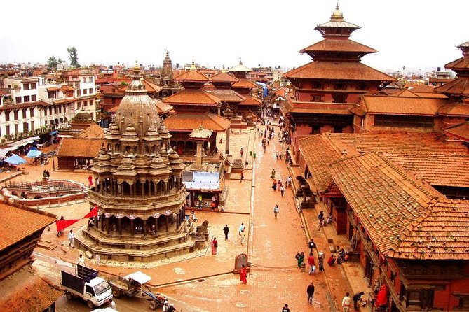 UNESCO World Heritage Sightseeing Tour in Kathmandu - 5 Days - Day 1: Airport welcome and settling into Kathmandu