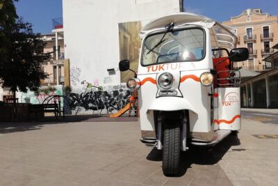 Valencia: Tuk Tuk Historical Tour - Where you start: C. de la Blanqueria, 3 (and easy pickup options)