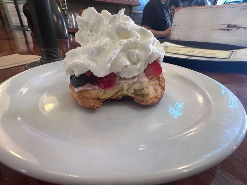 Victoria: 2-Hour Food and History Tour with Tastings - The food stops feel chosen, not random