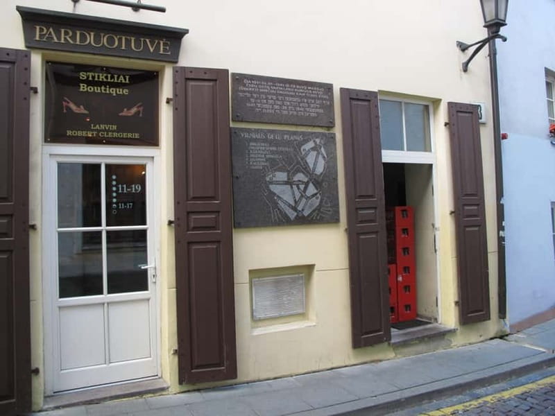 Vilnius: 3-Hour Jewish Heritage Tour - Holocaust Memory: The 94 Percent Loss and What Comes After