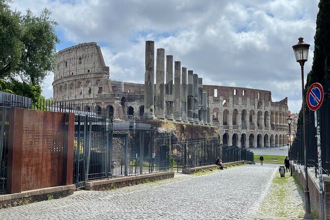 VIP Colosseum Underground and Ancient Rome Small Group Tour - Timing, Rushing, and the Photo-Stop Reality