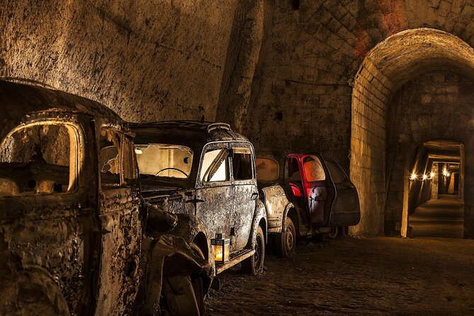 Walking Guided History Tour of Naples and Bourbon Tunnel - WWII-era refuge in the tunnels: why people went under