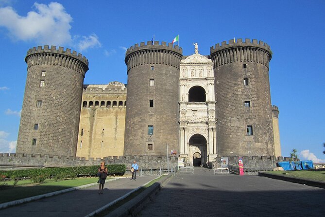 Walking Guided History Tour of Naples and Bourbon Tunnel - How long it takes (and when it’s actually running)