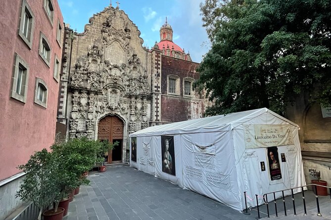 Walking Tour in Mexico City for Exploring their Cultural Heritage - Palacio de los Azulejos: when tilework tells a story too