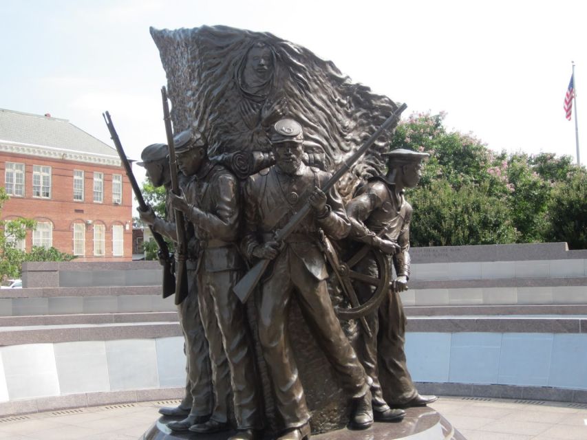 Washington, DC: African American History Tour & Museum Entry - The $89 value: timed Smithsonian entry plus guided DC context