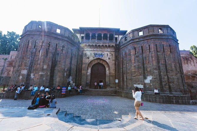 Why Pune? : A Heritage Walk through Old Pune - Pune’s Iconic Ganesh Temple Moment Between Wadas
