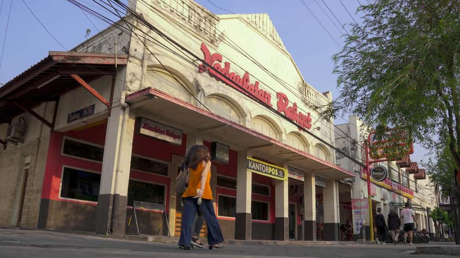 Yogyakarta : Colonial Heritage Guide Walking Tour - Grand Inna Malioboro, DPRD, and Ketandan Gate: Governance and a Multicultural City