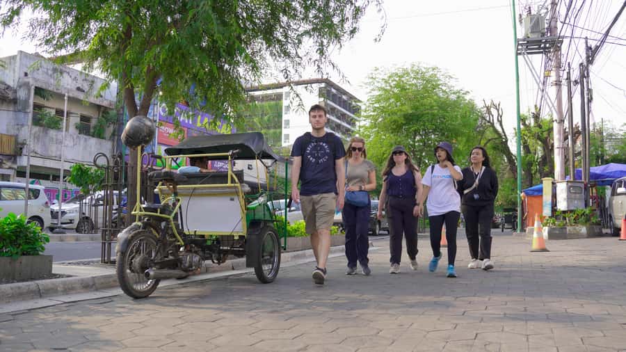 Yogyakarta : Colonial Heritage Guide Walking Tour - GPIB Marga Mulya, Gedung Negara, and Vredeburg: Religion and Rule Built to Monitor